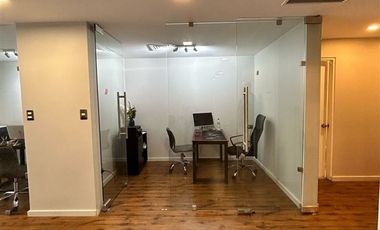 Oficina en Arriendo en Edificio Central Lake