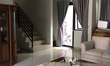 Burgundy Summarecon Bekasi 2 Unit Rumah Lebar 8 Plus Isinya Nego Diban