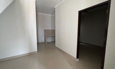 DIJUAL TOWNHOUSE PADANG KAPAS BUKIT LAMA PALEMBANG