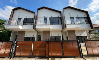 DIJUAL TOWNHOUSE PADANG KAPAS BUKIT LAMA PALEMBANG