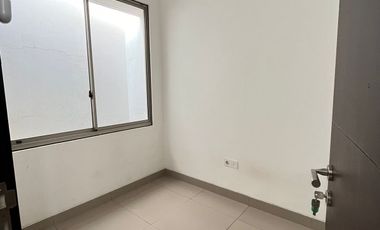 Disewakan Murah rumah PIK2 4,5x10 sudah terpasang AC