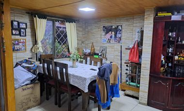 VENTA CASA 2 PISOS EN EL CORAZON DE QUILICURA