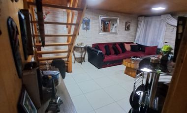 VENTA CASA 2 PISOS EN EL CORAZON DE QUILICURA