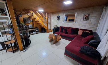 VENTA CASA 2 PISOS EN EL CORAZON DE QUILICURA