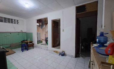 Turun harga 4M luas 305m2, Rumah Strategis Rawamangun, Harga Mepet NJOP