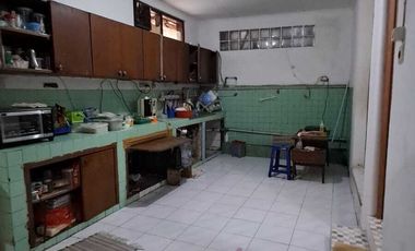 Turun harga 4M luas 305m2, Rumah Strategis Rawamangun, Harga Mepet NJOP