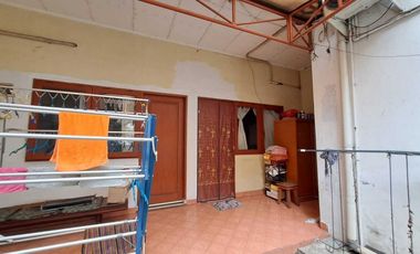 Turun harga 4M luas 305m2, Rumah Strategis Rawamangun, Harga Mepet NJOP