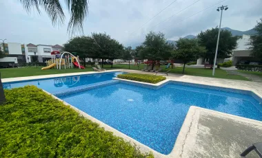 Casa en venta en La Joya Privada Residencial, Monterrey, Nuevo León