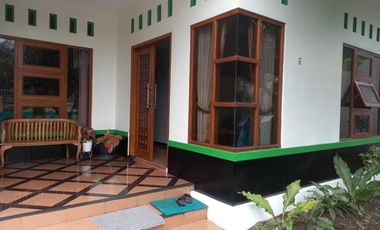 Dijual Rumah Siap Huni Dengan Lokasi Strategis Di Magelang