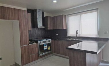 CASA EN RENTA CUMBRES GARCIA