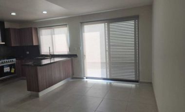 CASA EN RENTA CUMBRES GARCIA
