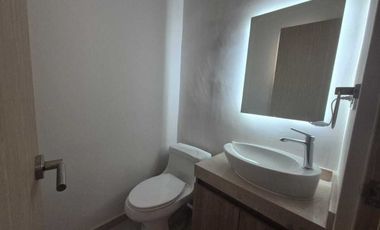 CASA EN RENTA CUMBRES GARCIA
