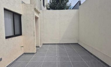 CASA EN RENTA CUMBRES GARCIA