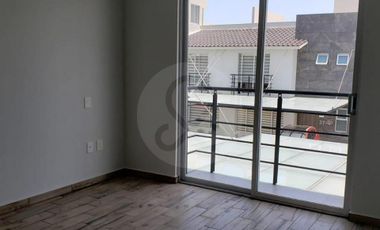 Florencia Casa en venta en Santa María