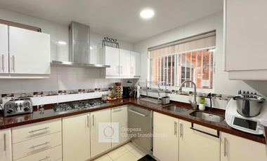 HERMOSA CASA REMODELADA 3HA 3BA 2EST 1BD