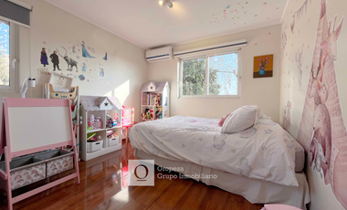 HERMOSA CASA REMODELADA 3HA 3BA 2EST 1BD