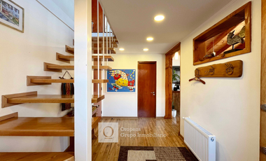 HERMOSA CASA REMODELADA 3HA 3BA 2EST 1BD