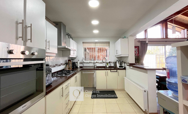 HERMOSA CASA REMODELADA 3HA 3BA 2EST 1BD