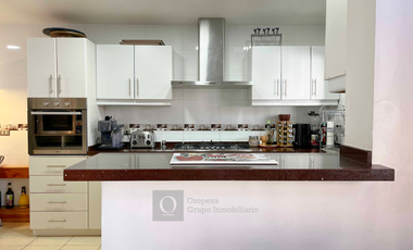 HERMOSA CASA REMODELADA 3HA 3BA 2EST 1BD