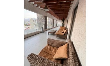 SE ARRIENDA HERMOSO DEPARTAMENTO AMOBLADO EN INNOVA