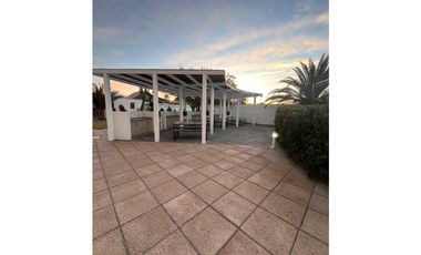 SE ARRIENDA HERMOSO DEPARTAMENTO AMOBLADO EN INNOVA