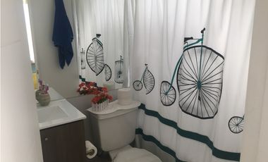 Vende Depto. con 2 dormitorios 2 baños en Los Andes