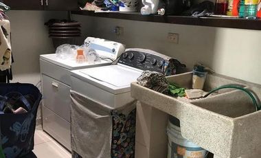 CASA EN VENTA O RENTA EN  PRIVADA LOS PINOS, LA CAMPIÑA.