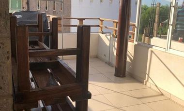 CASA EN VENTA O RENTA EN  PRIVADA LOS PINOS, LA CAMPIÑA.