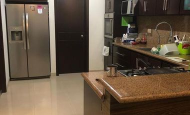 CASA EN VENTA O RENTA EN  PRIVADA LOS PINOS, LA CAMPIÑA.