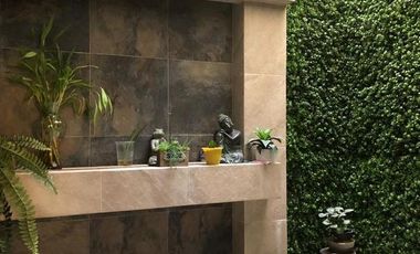 CASA EN VENTA O RENTA EN  PRIVADA LOS PINOS, LA CAMPIÑA.