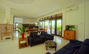 2 Unit Luxury Villa Full Furnished di Pengosekan Ubud