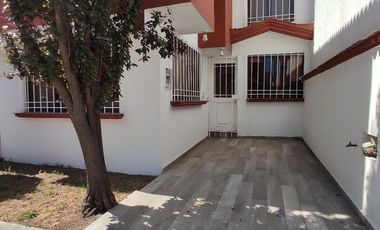 Casa en Venta  o Renta en San Francisco Coaxusco, Metepec