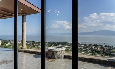 Casa en La Mojonera en Chapala en Venta