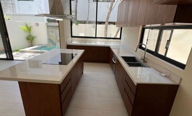 VILLA A LA VENTA 3 RECÁMARAS EN MAYAKOBA