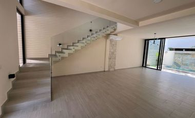 VILLA A LA VENTA 3 RECÁMARAS EN MAYAKOBA