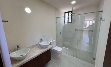 VILLA A LA VENTA 3 RECÁMARAS EN MAYAKOBA