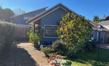 Casa en Venta en villa esmeralda ,