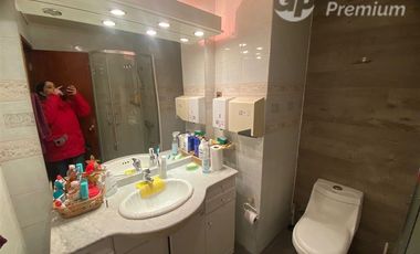 Casa en Venta en BOLIVIANA ESQUINA 21 DE MAYO