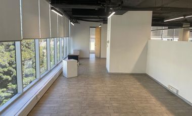 ARRIENDO Oficina habilitada de 697,70 m2, Metro Pedro de Valdivia