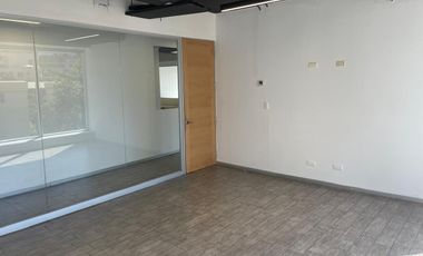 ARRIENDO Oficina habilitada de 697,70 m2, Metro Pedro de Valdivia