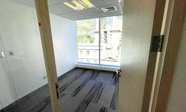 ARRIENDO Oficina habilitada de 697,70 m2, Metro Pedro de Valdivia
