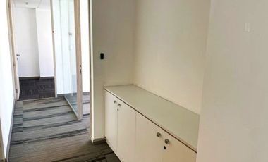 ARRIENDO Oficina habilitada de 697,70 m2, Metro Pedro de Valdivia