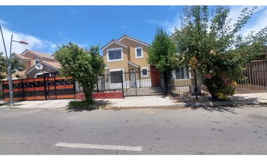 CASA EN "LOS CIRUELOS II" (3D-2B) - BUIN