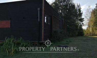 Fabrica  con sala de ventas   en parcela  orilla carretera