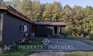 Fabrica  con sala de ventas   en parcela  orilla carretera