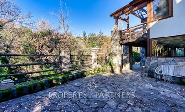 Casa en venta en entorno único del Arrayan, en calle cerrada