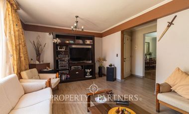 ¡Oportunidad única! Hermosa casa en venta en Lago Cochrane, La Florida.