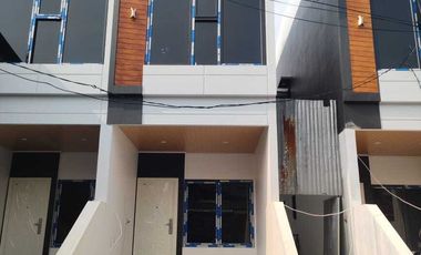 rumah baru mewah 2 lantai di jl. ekonomi dwiwarna dekat Stasiun mangga besar jakarta pusat