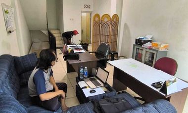 Jl Raya Bogor Cilodong Depok Ruko3.5 Lt 9x4 meterStrategis Dijual LT80m2 SEBELAH INDOMARET & JANJI JIWA