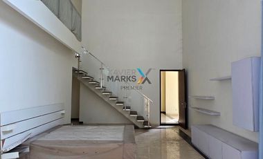 Dijual Rumah Megah dengan Private Pool di Ijen Nirwana, Klojen Malang